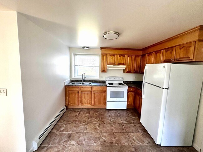 Building Photo - 58 Old Concord Turnpike