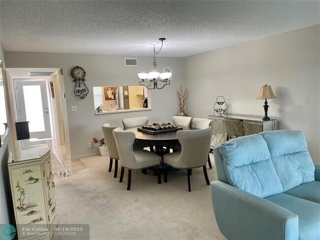 Building Photo - 3301 Aruba Way