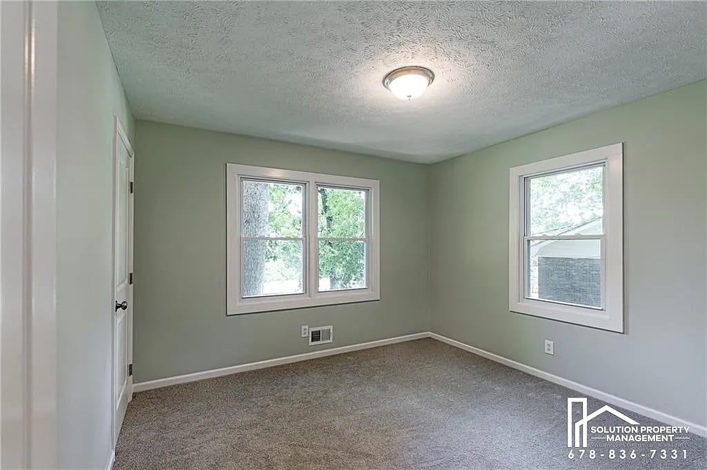 Building Photo - Room in Single Family Home on Potomac Dr NW