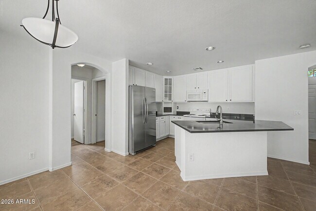 Building Photo - 15447 W Evans Dr