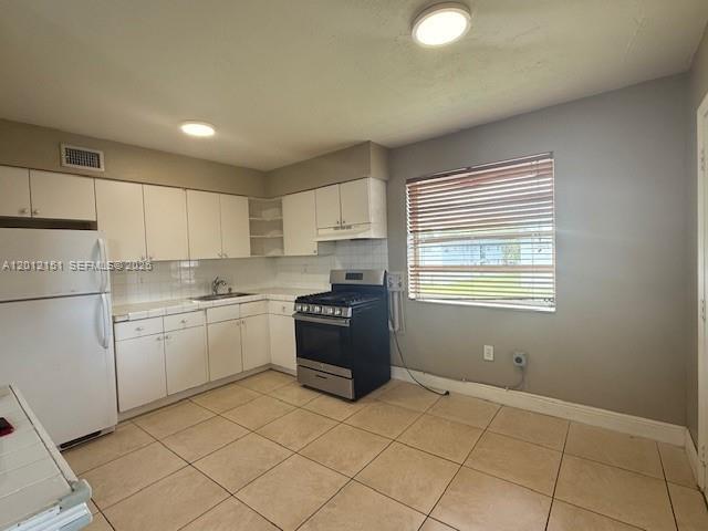 Building Photo - 4300 SW 67th Ave