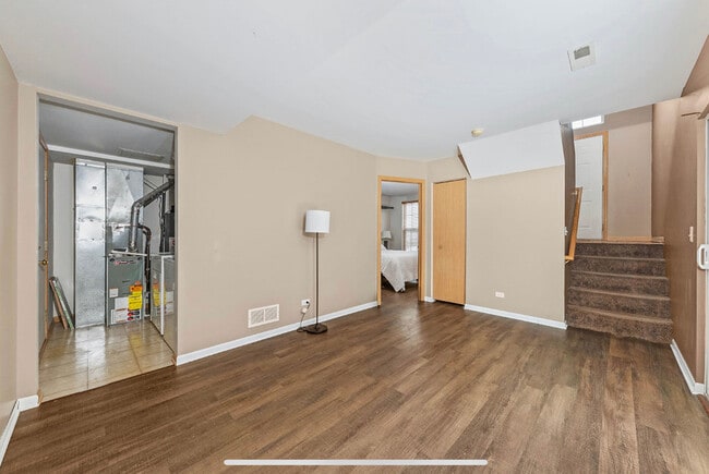 Building Photo - 695 Serendipity Dr