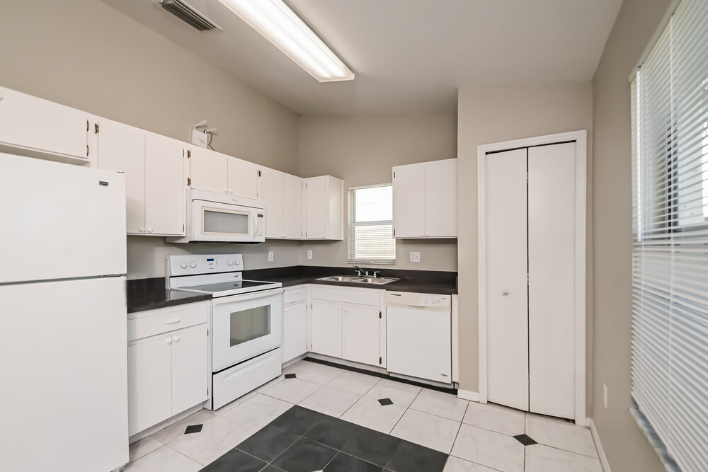 Building Photo - 123 Lookout Dr