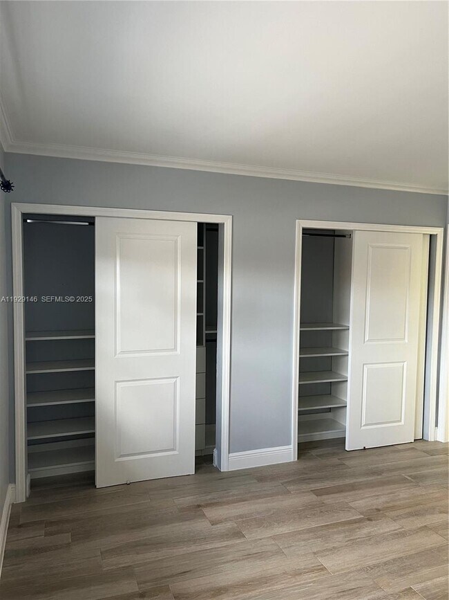 Building Photo - 8650 SW 67th Ave