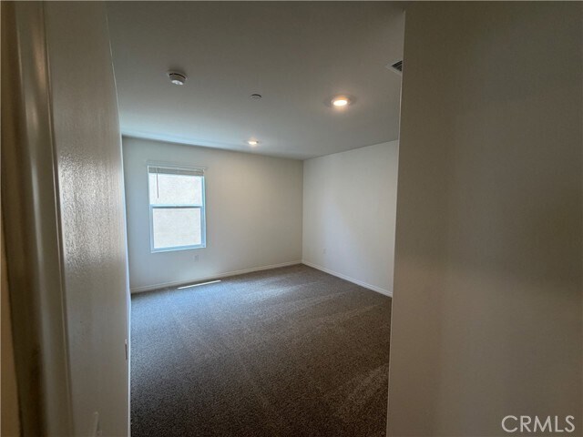 Building Photo - 9707 Babaco St