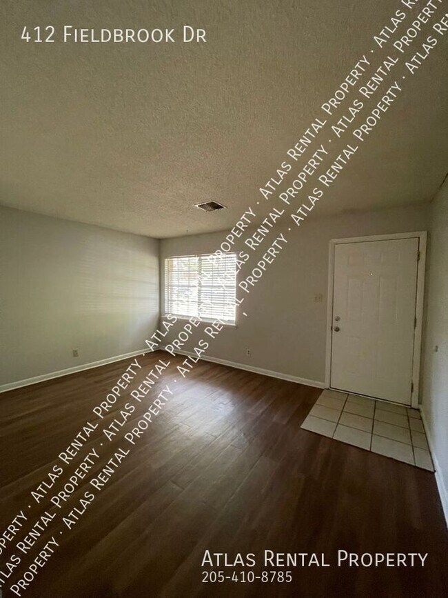 Building Photo - 412 Fieldbrook Dr