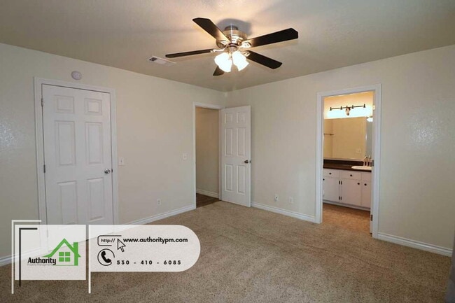 Building Photo - 808 Springer Dr
