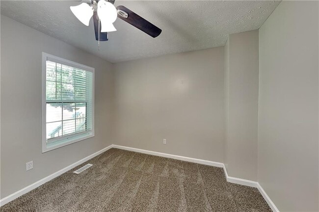 Building Photo - 7796 Mountain Creek Way