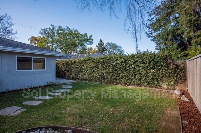 Building Photo - 116 Camellia Terrace