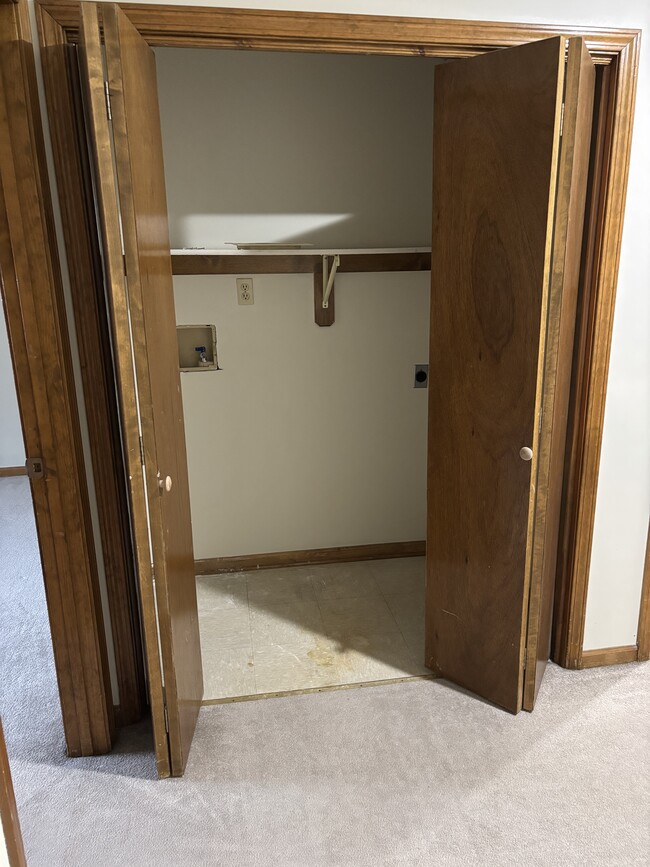 Building Photo - 5615 NW 66th Terrace