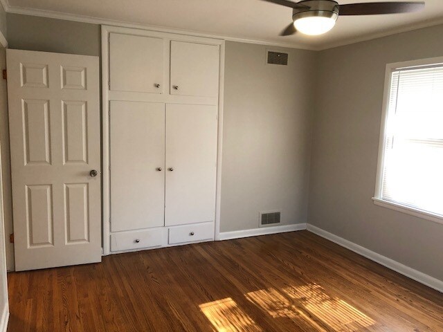 Building Photo - Wonderful Updates in this Midtown Charmer! 3 bed 1 bath, GREAT Kitchen!