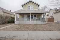 Building Photo - 814 22nd Ave