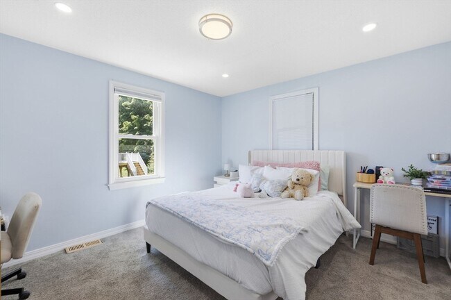 Building Photo - 59 Merrimack Meadows Ln