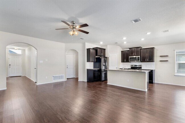 Building Photo - 122 Beth Ann Loop