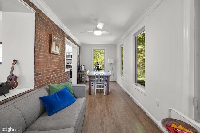 Building Photo - 9311 Woodland Dr