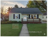 Building Photo - 205 N Mill St