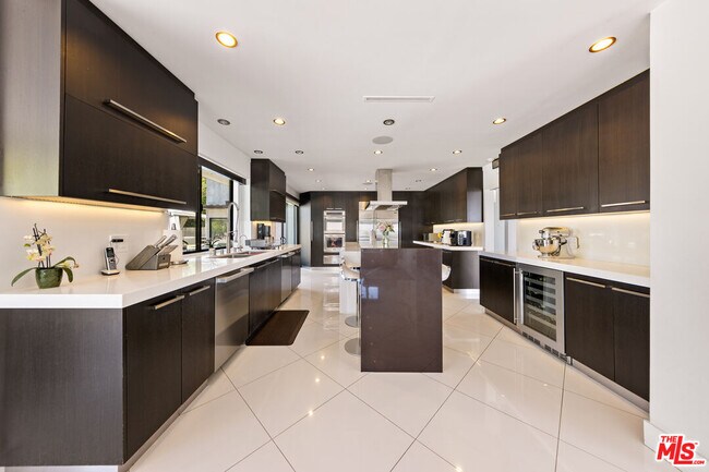 Building Photo - 3144 Corda Dr