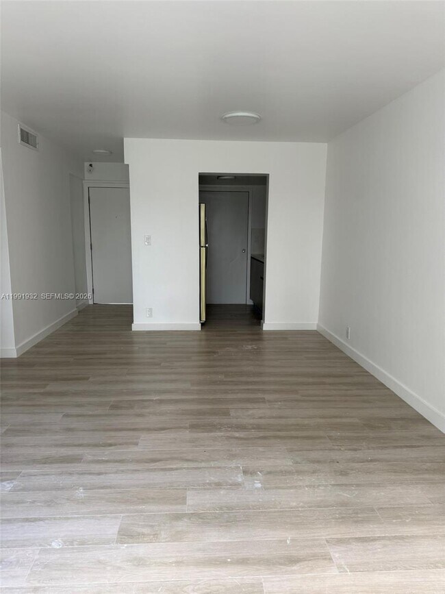 Building Photo - 7251 SW 82nd St