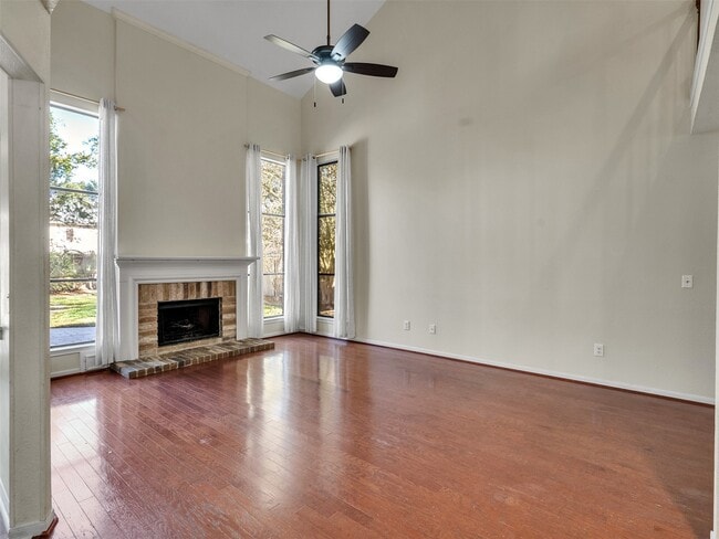 Building Photo - 2108 Autumn Cove Dr