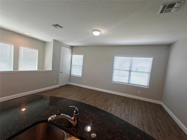 Building Photo - 13455 Doisy St