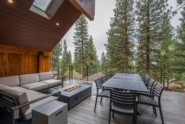 Building Photo - The ultimate Tahoe experience