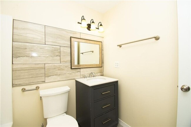 Building Photo - 3 Bedrooms.  2.5 Baths. Luxury Upgrades