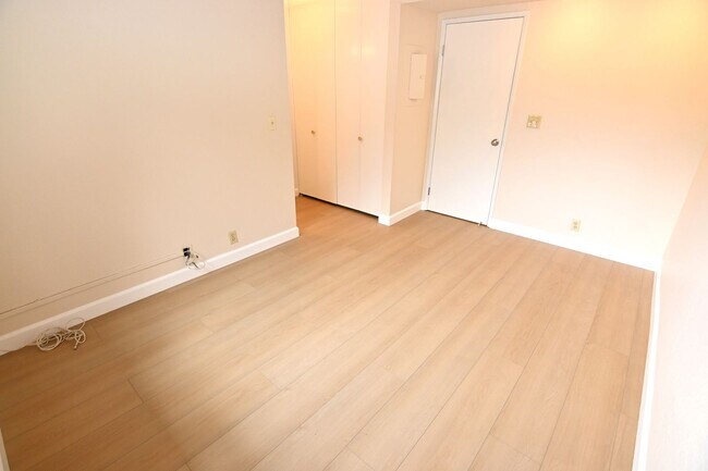 Building Photo - 1034 Summermist Ct