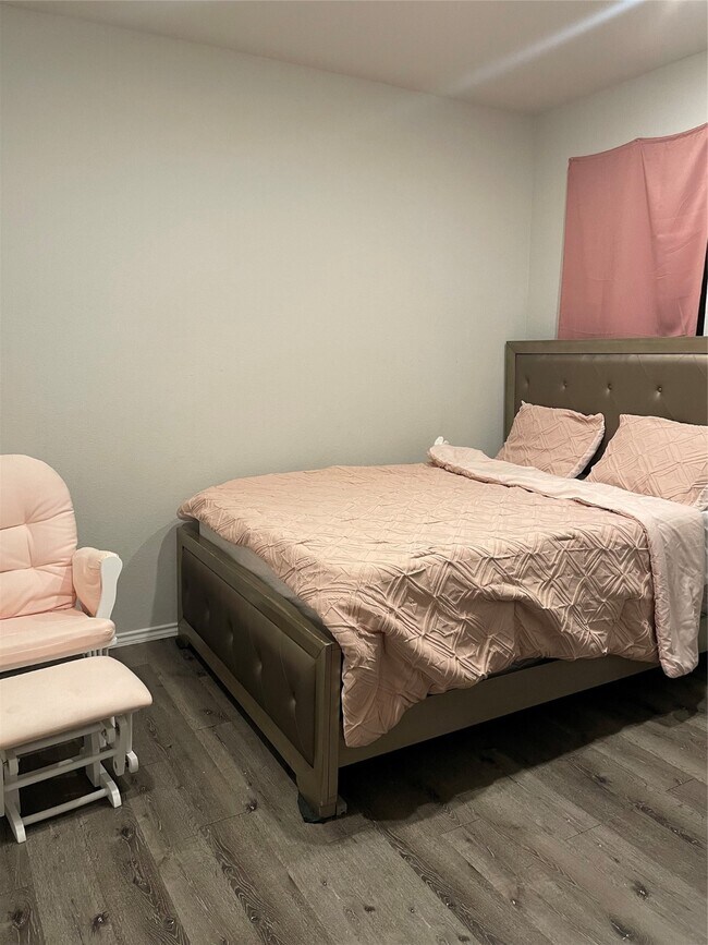 Building Photo - 11375 Underwood St