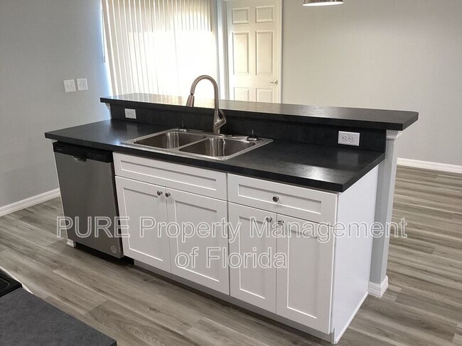 Building Photo - 6316 Pecan Course Pl