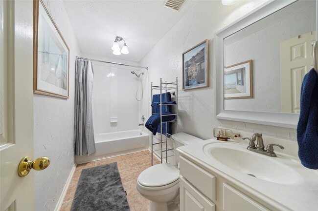 Building Photo - 158 N Whistlers Bend Cir