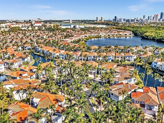 Building Photo - 20780 NE 32nd Ave