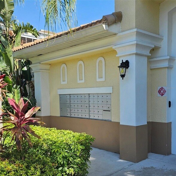 Building Photo - 7905 Seminole Blvd