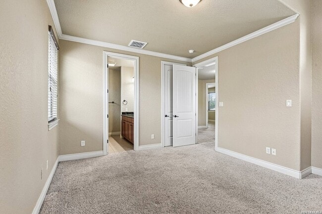 Building Photo - 4911 Country Cv