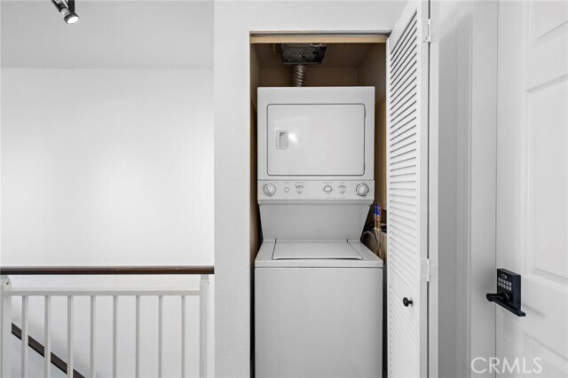 Building Photo - 1240 India St