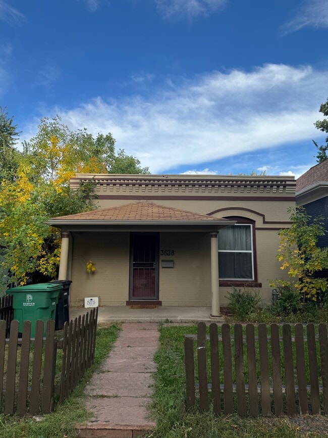 Building Photo - 3538 Alcott St
