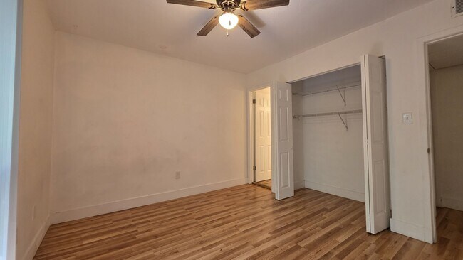 Building Photo - 1 bed, 1 bath, 2nd floor, condominium