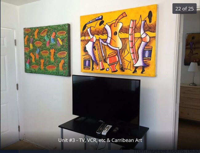 Portion of living room - 712 Zanzibar Ct
