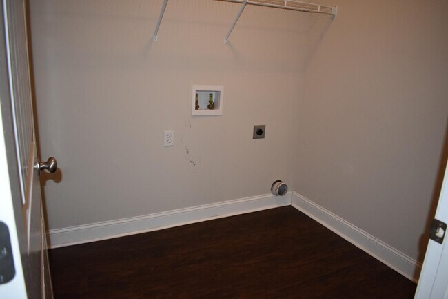 Building Photo - 441 Serenity Ave