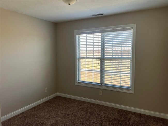 Building Photo - 593 Springfield Blvd