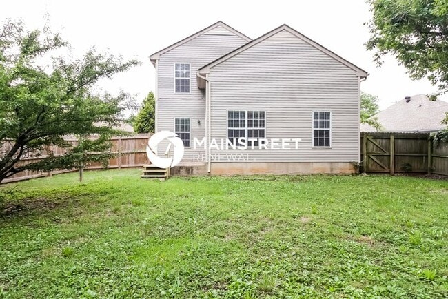 Building Photo - 3 Bedroom Pet-Friendly Home in Antioch, TN with Main Street Renewal