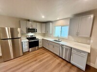 Building Photo - NEW BUILD! Beautifully designed mini home with Solar!!