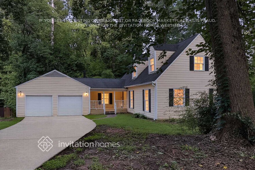 Building Photo - 2636 Allyn Way NW