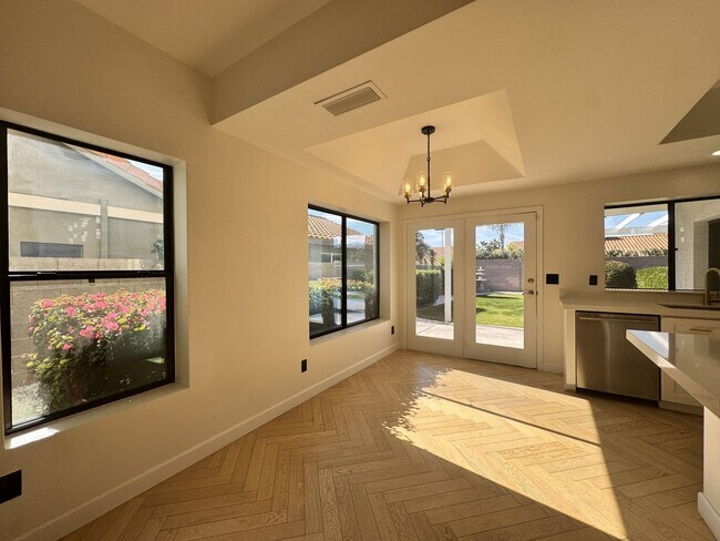 Building Photo - BEAUTIFUL 3 BEDROOM 3 BATH CORNER LOT WITH POOL AND LARGE BACKYARD NORTH SCOTTSDALE