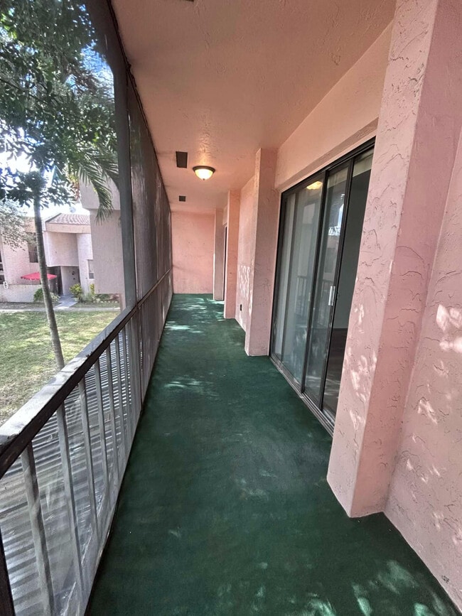 Building Photo - 2700 S University Dr