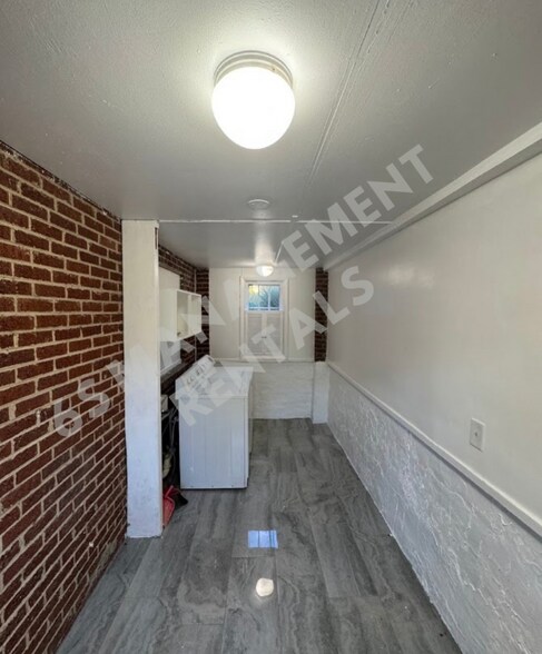 Building Photo - 1100 Harrison Ave