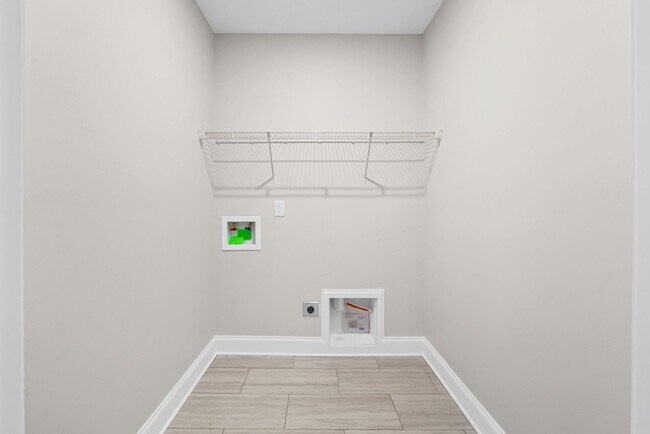 Building Photo - New Construction Three Bedroom!