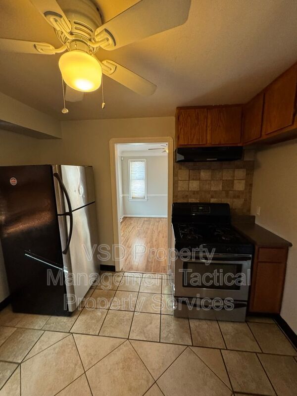 Building Photo - 12930 Havana Rd