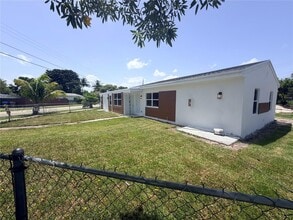 Building Photo - 43 William Rd