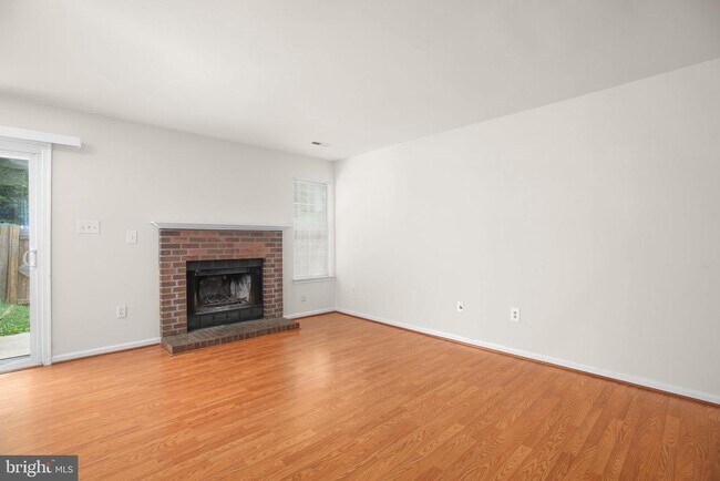 Building Photo - 502 Wind Ridge Dr