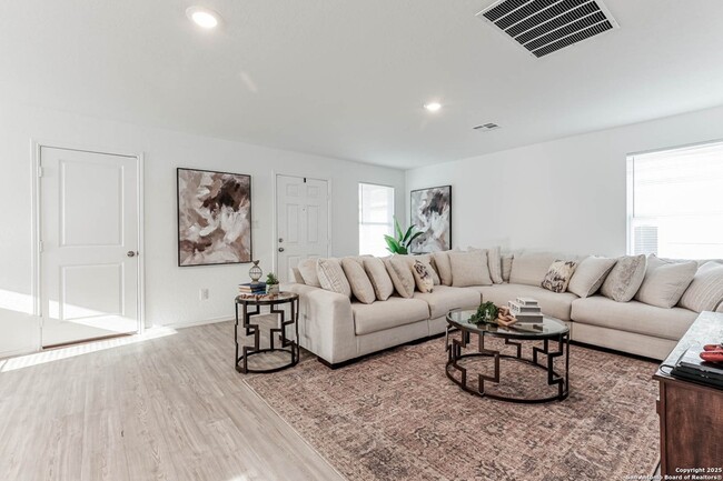 Building Photo - 5935 Texas Spur